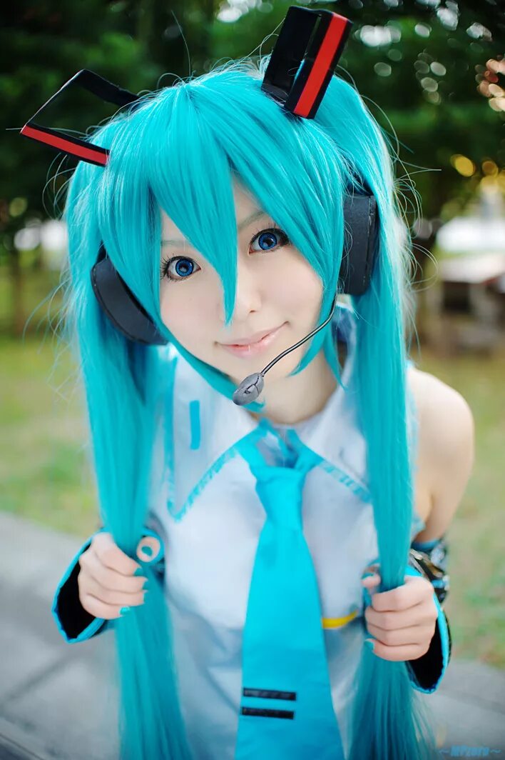 Hatsune miku cosplay