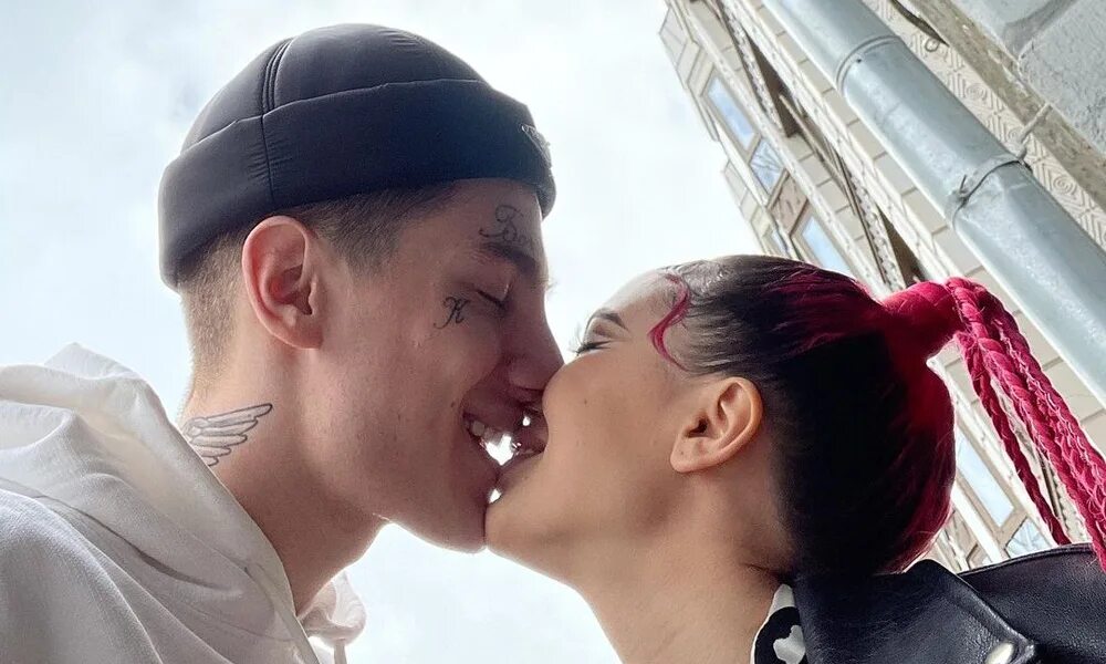 Олег парень инстасамки 2020. Инстасамка и олег 2021. Олег еропкин. Олег еропкин и инстасамка. Олег инстасамки 2021.