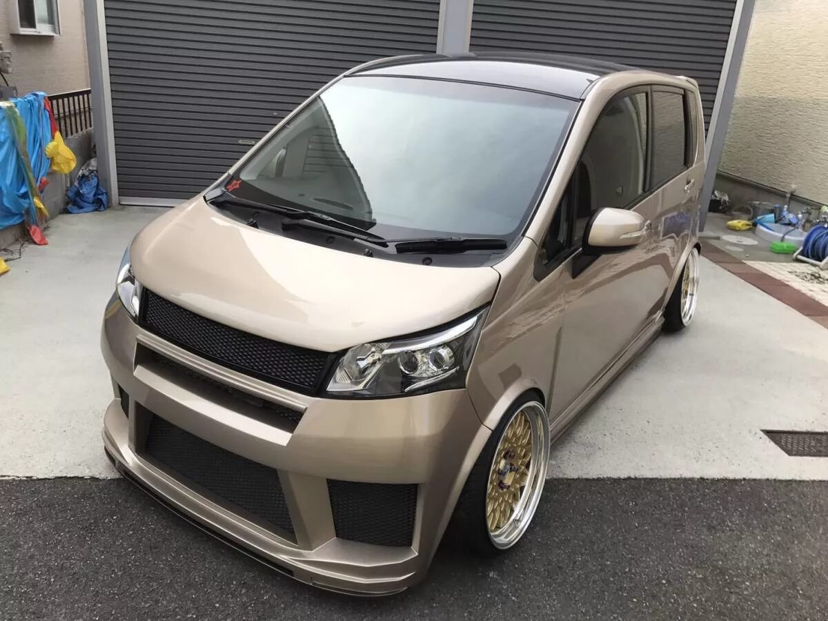 Daihatsu move la150s custom. Daihatsu move 2018. Дайхатсу кастом. Daihatsu move custom. Daihatsu move 2017.