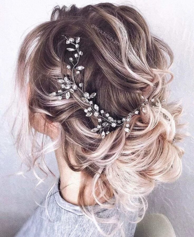 Get inspired by this fabulous Braided Bridal Updo Wedding Hairstyle Inspiration 