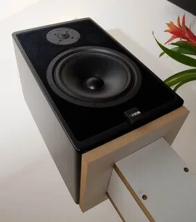 920 200