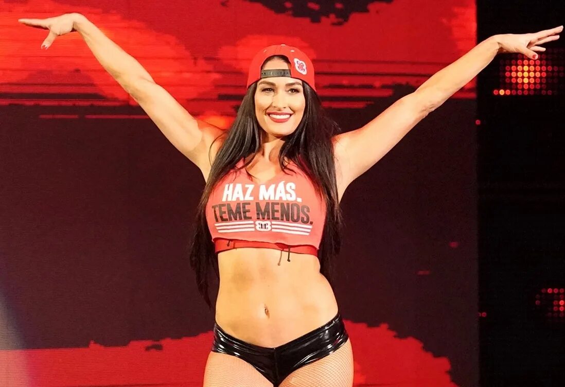 She returns time. She returns time