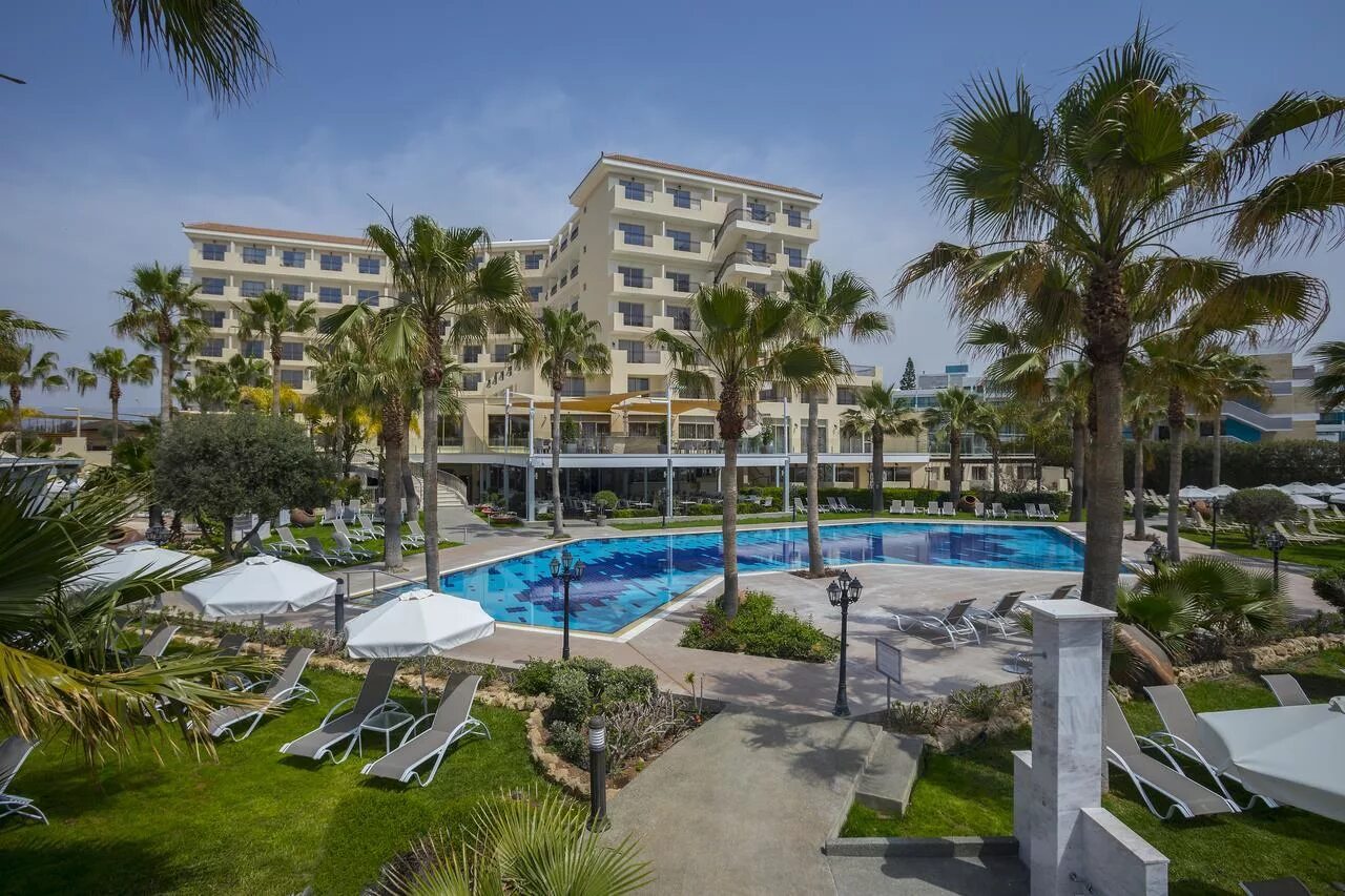 Кипр four. Aquamare beach hotel &amp; spa 4*. аквамаре кипр пафос. пафос кипр отели. пафос кипр отели 4 звезды.