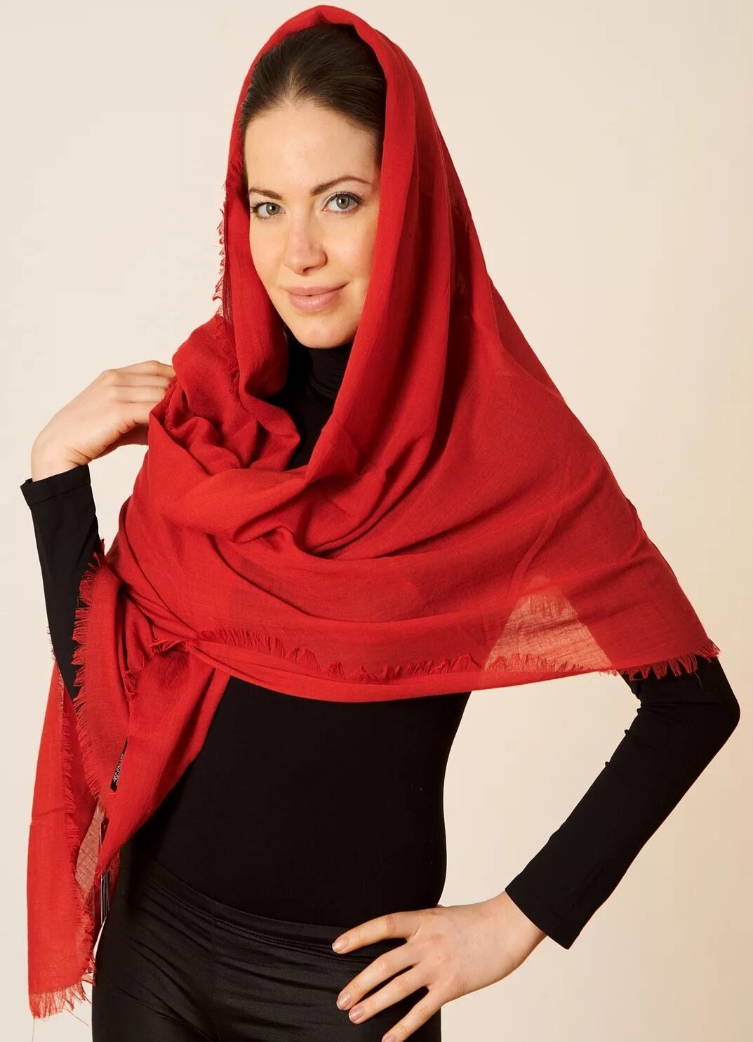 Палантин поверх пальто. Палинтон. Шарф-палантин. Как правильно палантин. Как правильно палантин.