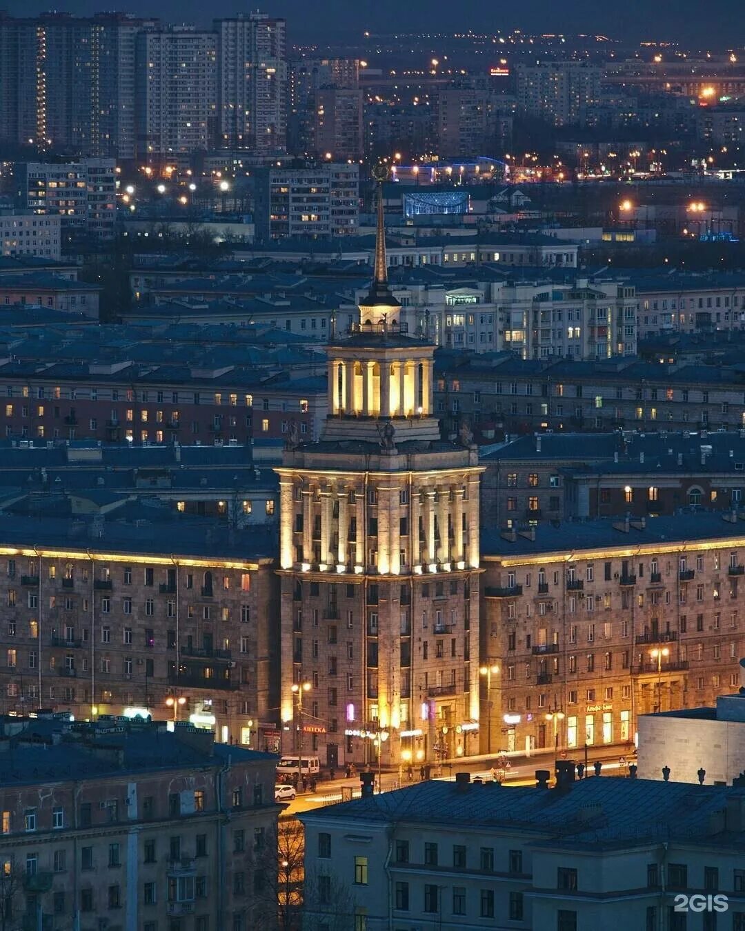 Бассейная улица санкт-петербург дом со шпилем. Московский проспект 204 санкт-петербург. Сталинская высотка на московском проспекте. Московский проспект панорама. Дома на московском проспекте спб.