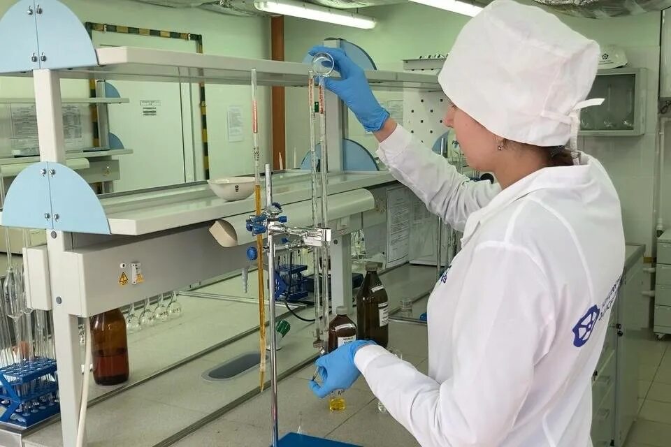 Контроль качества питьевой воды. Испытательная лаборатория. Мониторинг в лаборатории это. Лабораторные испытания микростеклошариков.