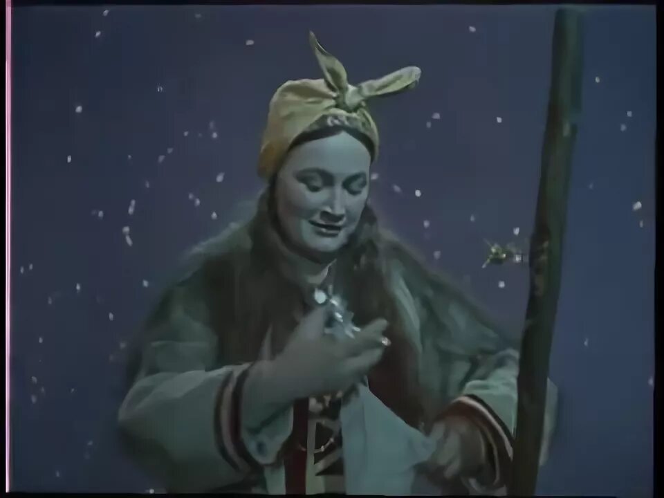 Гоголь вечера на хуторе фильм. Ведьма солоха ночь перед рождеством. Ведьма на хуторе близ диканьки. Вечера на хуторе близ диканьки 1961 солоха. Ведьма солоха ночь перед рождеством.