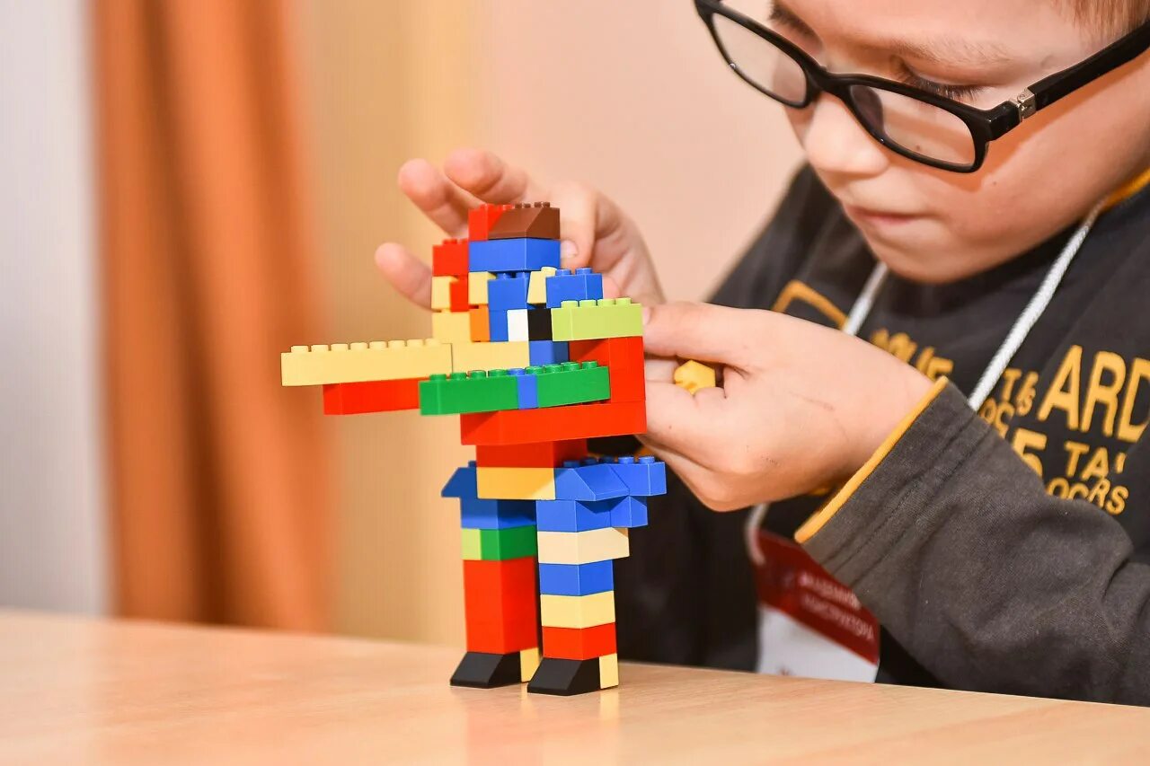 Лего конструирование. LEGO конструирование. Лего конструирование для дошкольников. Легкоконстуруирование