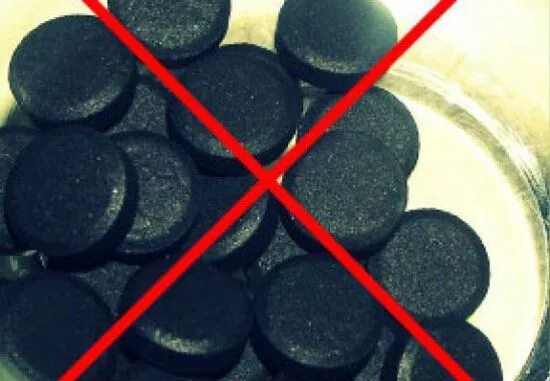 Активированный уголь при диарее как. Уголь от запора. активированный уголь при запоре. черный уголь при запоре.