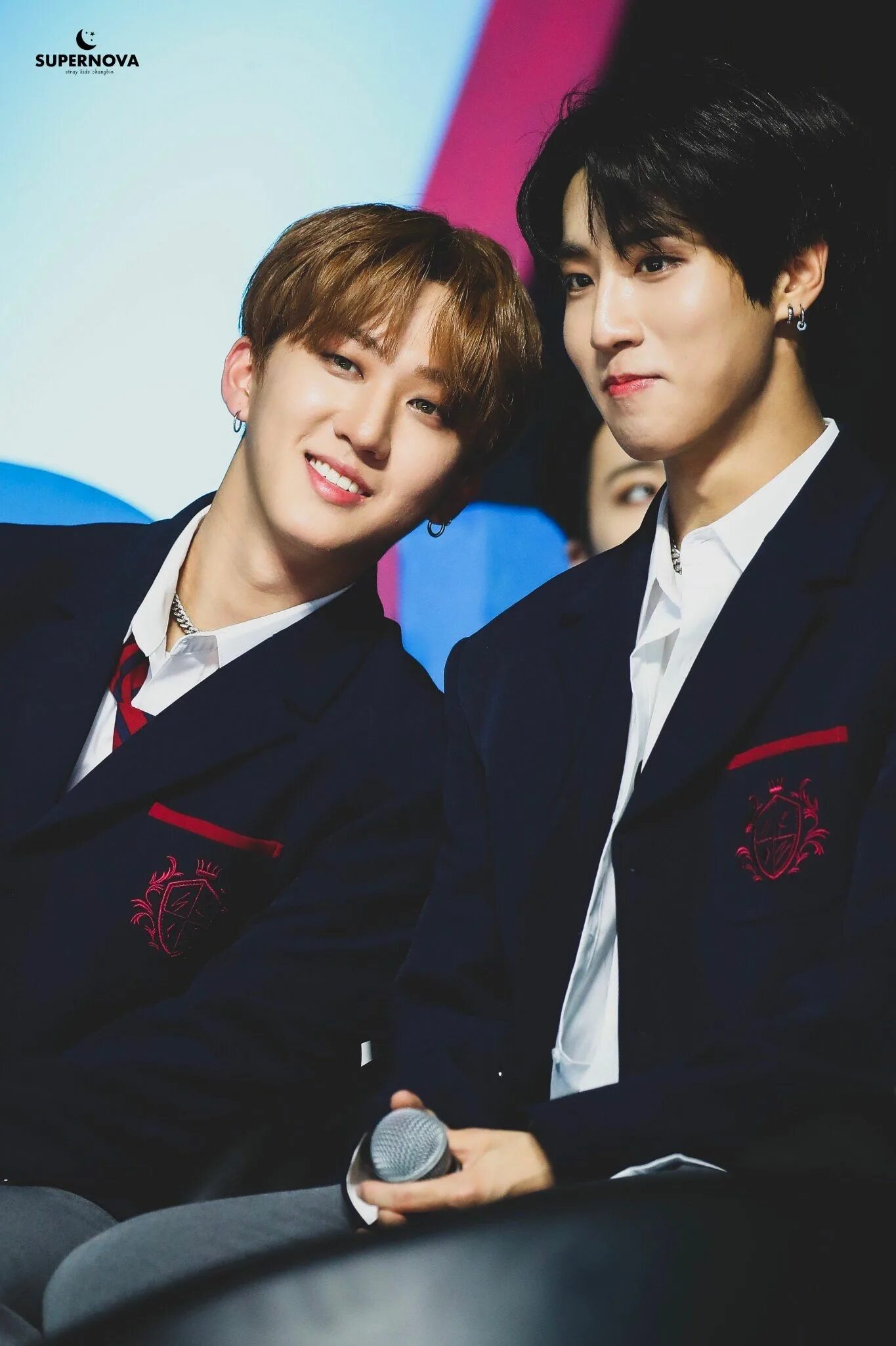 Чан и бин фф. Чанбин и джисон. stray kids чанбин и чан. хан джисон 3racha. stray kids минхо и джисон и чан бин.