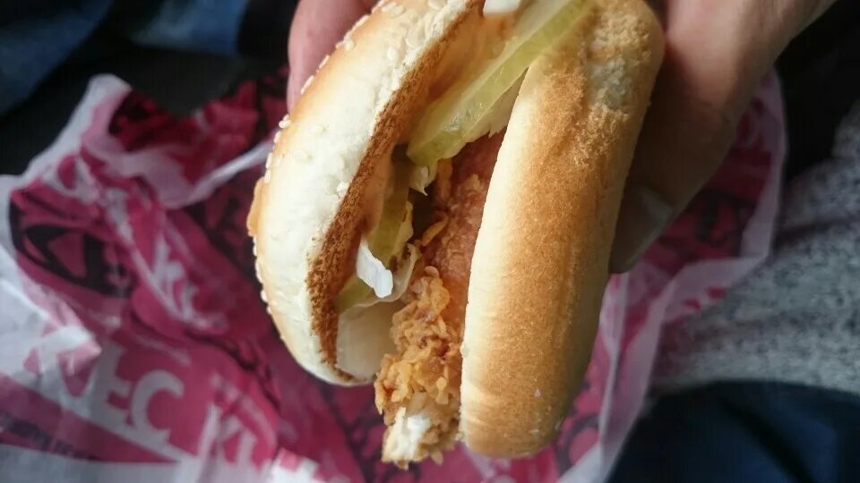 Kfc ангарск. Сарапул ул горького 15а. Ростикс сарапул. Ростикс сарапул. Кфс 7 небо нижний новгород.