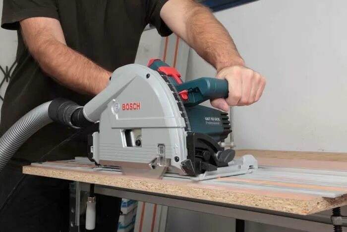 Пила makita 5143r. Циркулярная пила bosch gks 235. Циркулярная пила makita 5008mg. Как выбрать циркулярную пилу. Дисковая пила milwaukee m12 ccs44-402c.