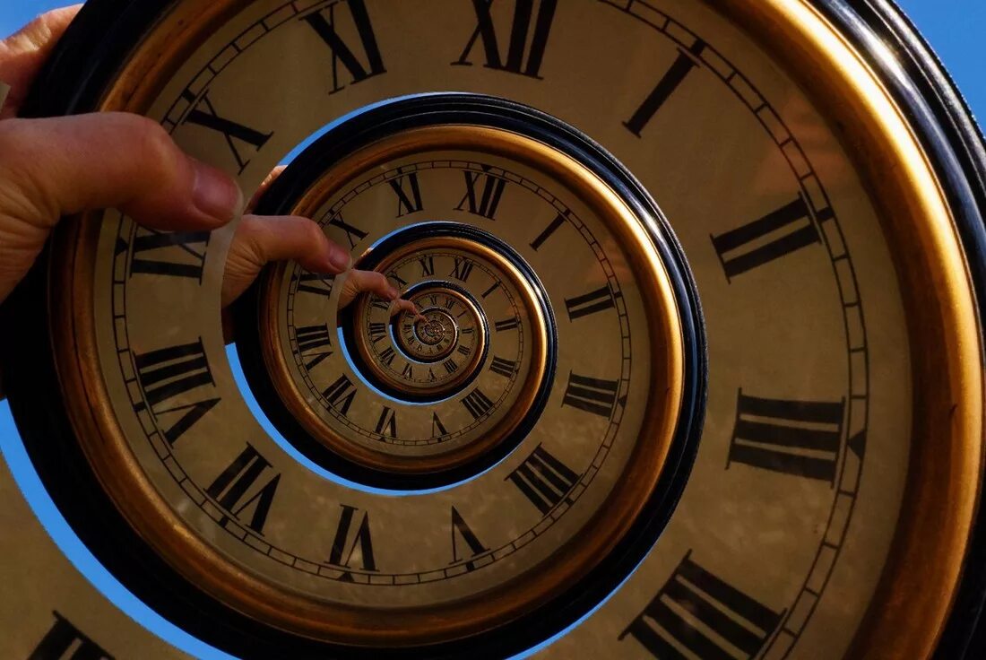 Несколько часов живет. Часы аватарка. Часы разлетаются. Несколько часов живет. Несколько часов живет.