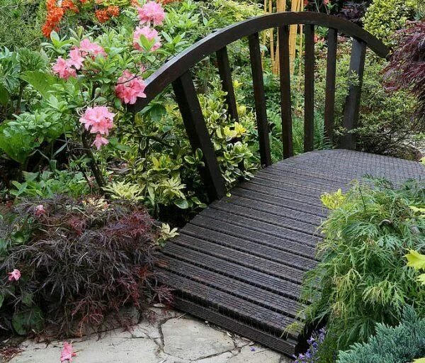 16 Divine Garden Bridges To Enter Diversity In Your Backyard Backyard bridges, G