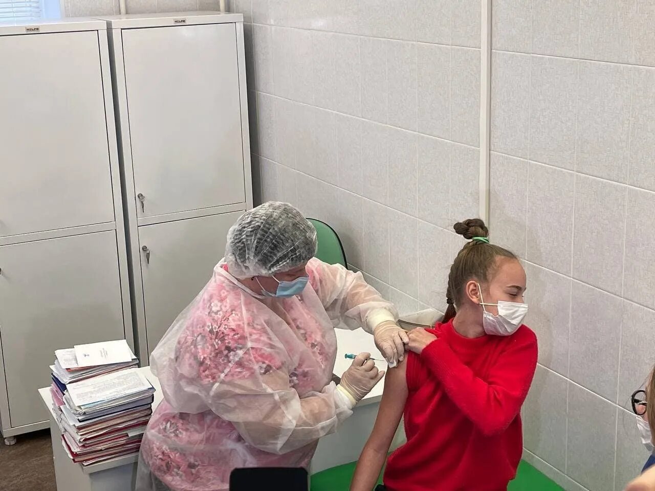 Делать ли сейчас прививку