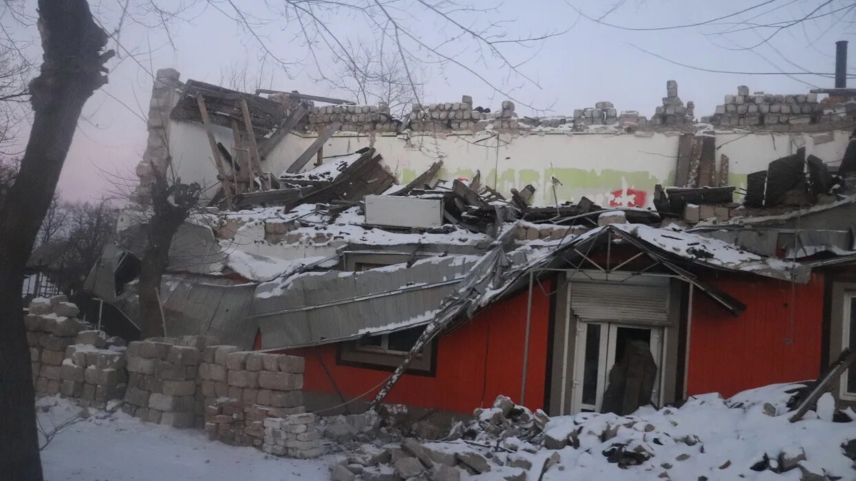 Митинг в поддержку россии. 12 мая день республики лнр. Проект мой город луганск. Луганск столица лнр. Столица лнр.