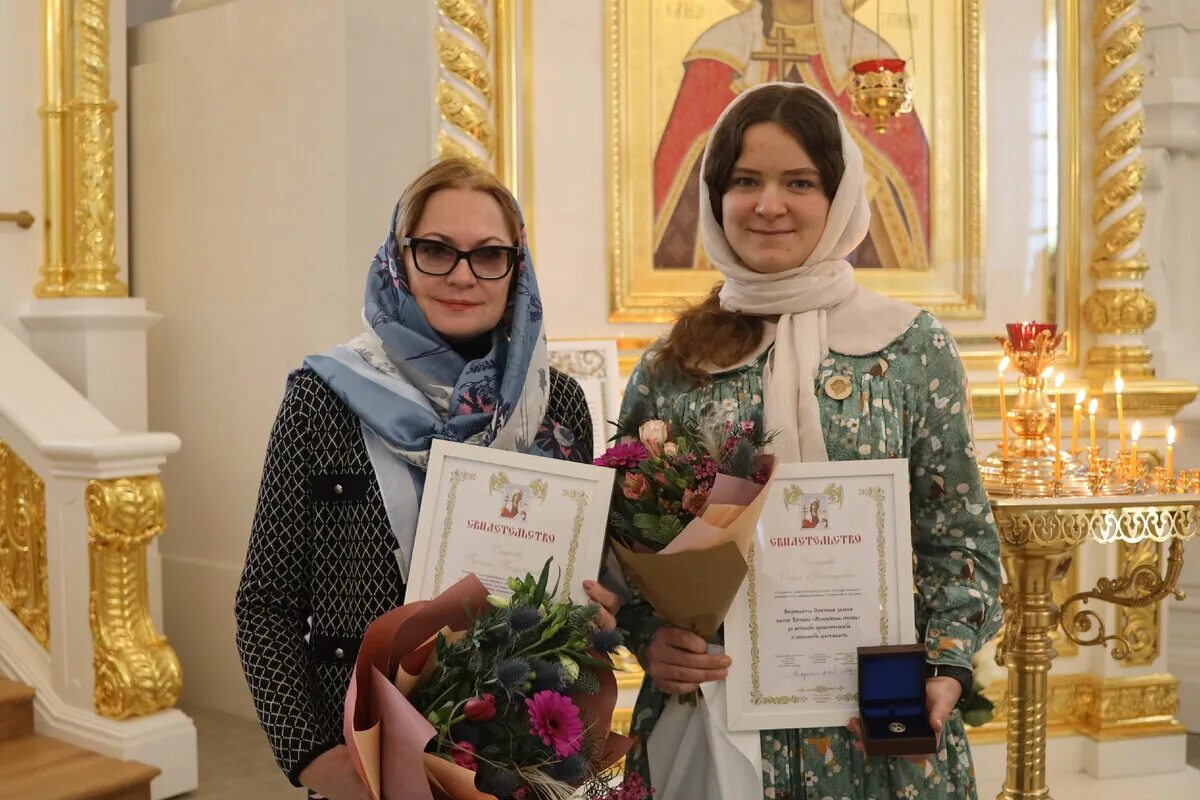 Знак Святой Татианы. Преподаватели и представители вузов. Фото педагога и студента. Заслуженный учитель фото. Свидетельством и почетным знаком святой татьяны