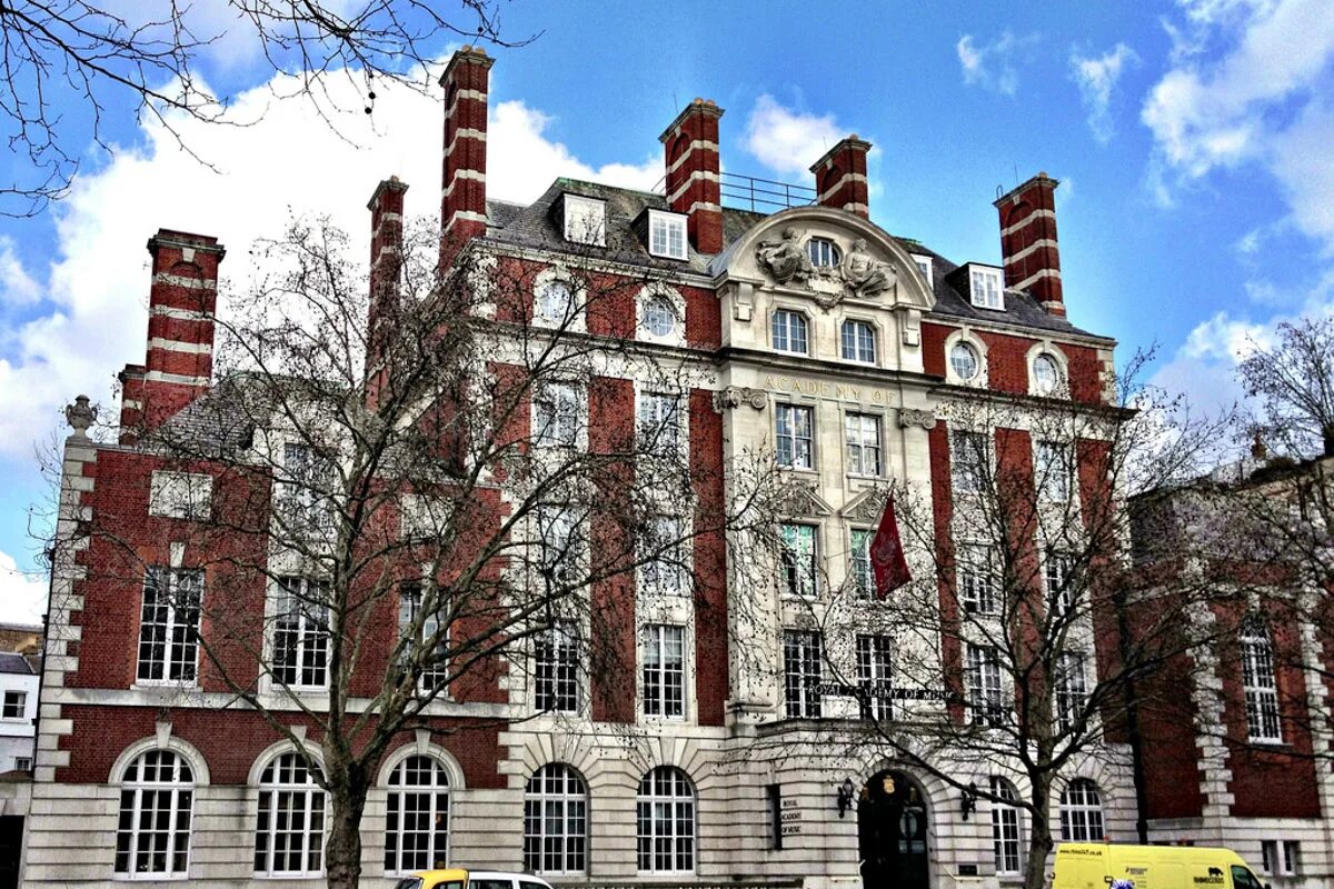 Королевская музыкальная Академия Лондон. Королевский музыкальный колледж в Лондоне. Королевская Академия музыки (Лондон). Музыкальная Академия в Филадельфии.