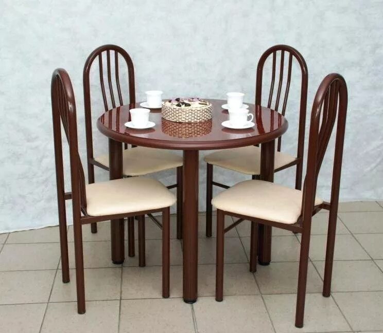Магазины кухонных столов стульев. Столы и стулья для кухни. Стол кухонный. Кухонный стол и стулья. Кухонная мебель столы и стулья.
