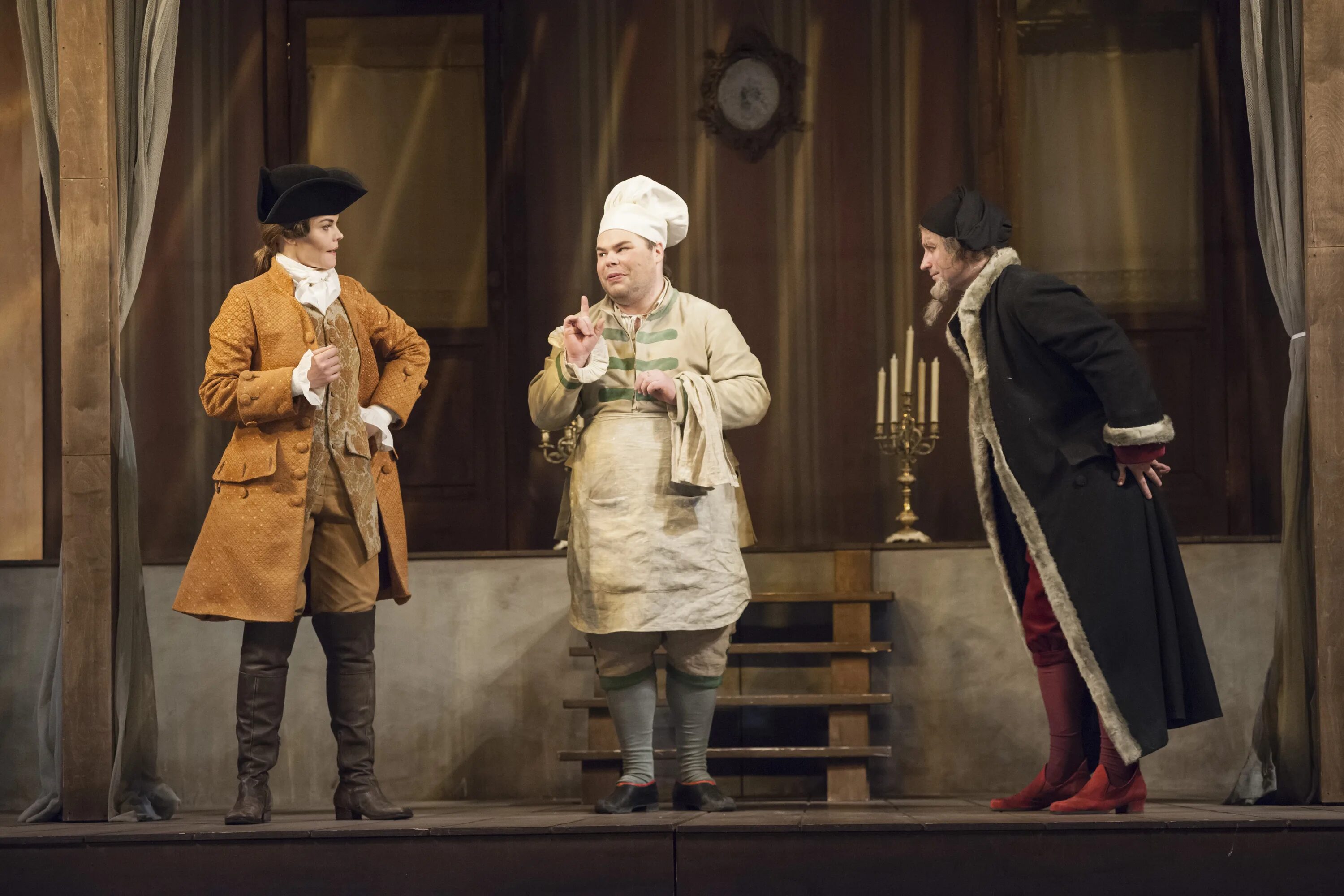 Слуга двух господ спектакль. Карло гольдони слуга двух господ. Слуга двух господ. Слуга двух господ спектакль театр пушкина. Слуга двух господ.