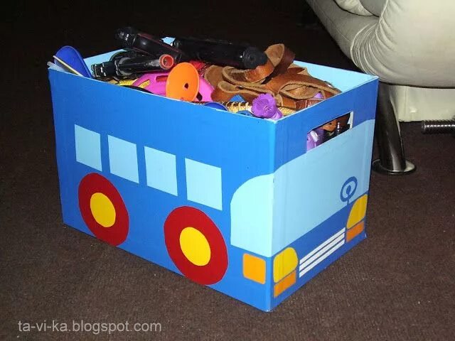 Что можно сделать из картона игрушки Clever Stuff You Can Make With Cardboard For Kids. Diy barbie house, Doll furnit