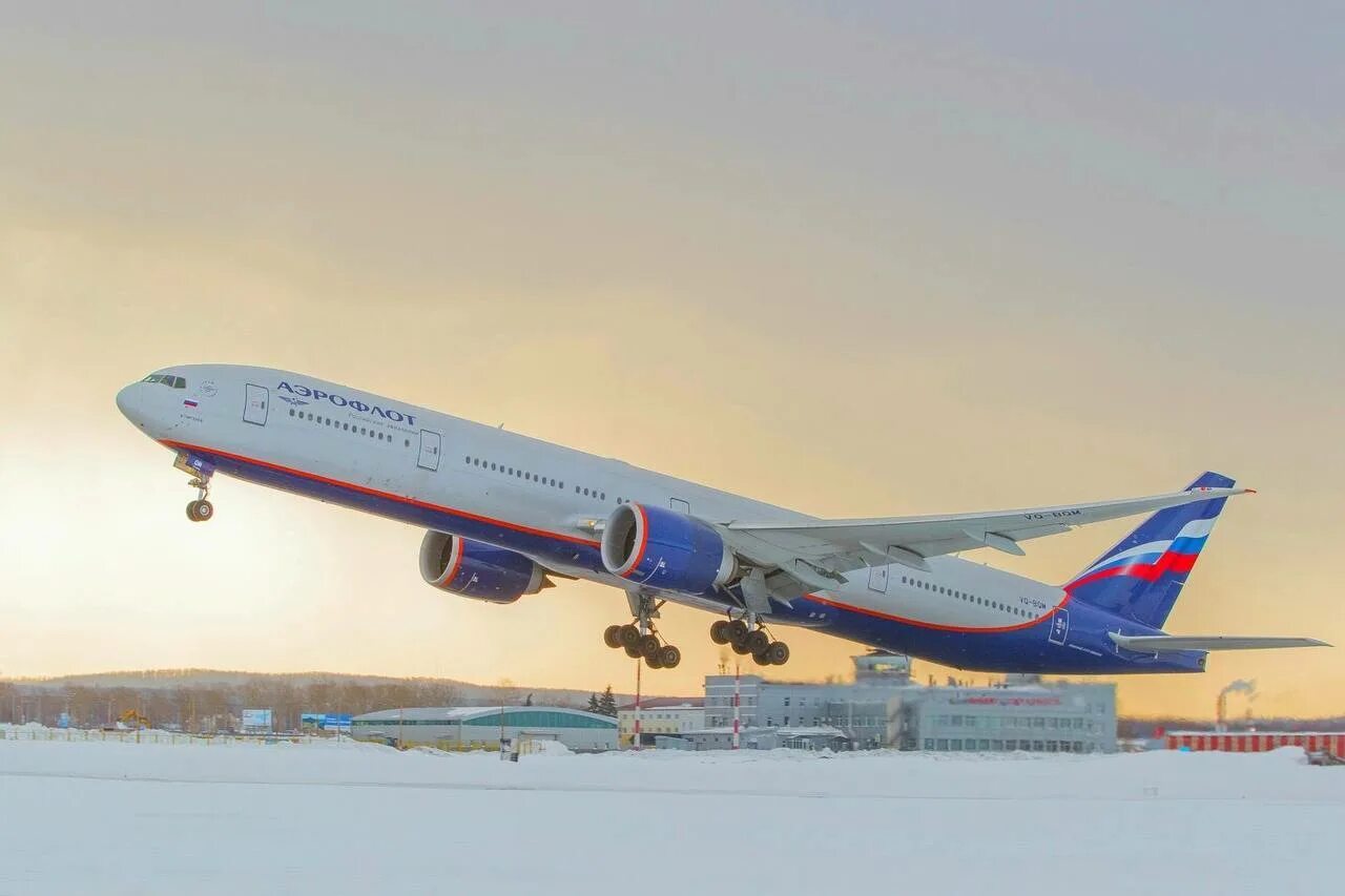 Aeroflot boeing. Боинг 777 300 Аэрофлот. Боинг 777 Аэрофлот. Самолёт Боинг 777 Аэрофлот. Аэрофлот самолет Боинг 777-300er.