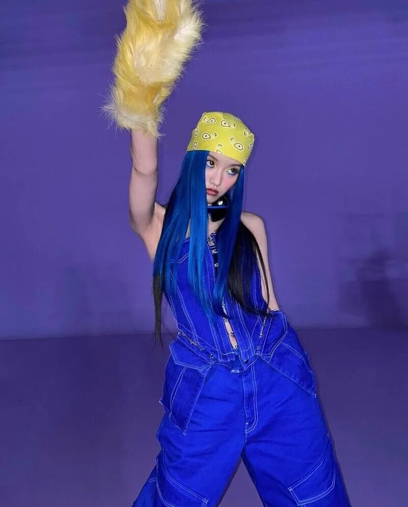 Xg x. Keyence logo. Xg x. Vision systems. Machine vision detecting fire.