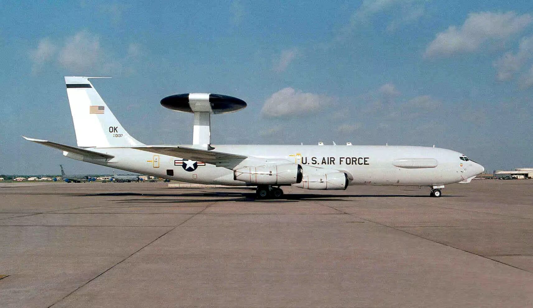 Самолёт ДРЛО Е-3а АВАКС. Самолет AWACS E-3a Sentry. Boeing e-3 Sentry. Боинг e 3a Sentry.