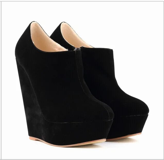 Женские ботинки на танкетке. Ботинки женские зимние на танкетке. Кеддо женская обувь на танкетке. Стильные ботинки женские. Женские ботинки на танкетке.