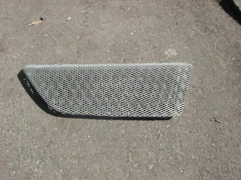 Решётки для окон железные. Решетки на окна в частном доме. Решетка бампера лансер 2006. 4m0807682aaefa. 9 решеток.