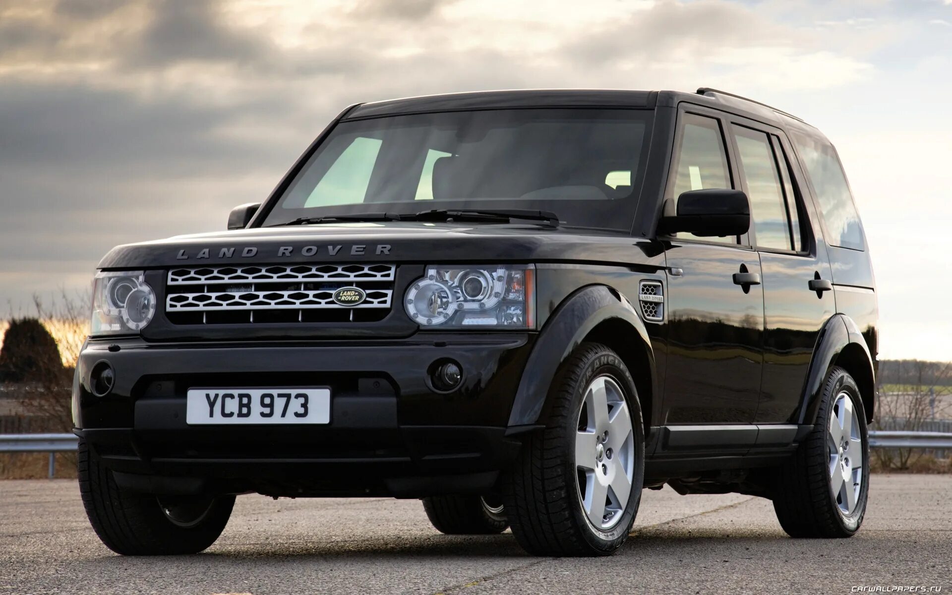 Ленд ровер дискавери 4 2009. Range rover дискавери 4. Land rover discovery 4 2009. Discovery автомобиль. Discovery автомобиль.