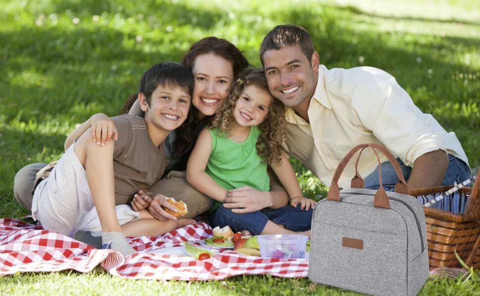 Фотосессия семьи на природе. Семья на пикнике. Пикник на природе. Пикник с семьей на природе.