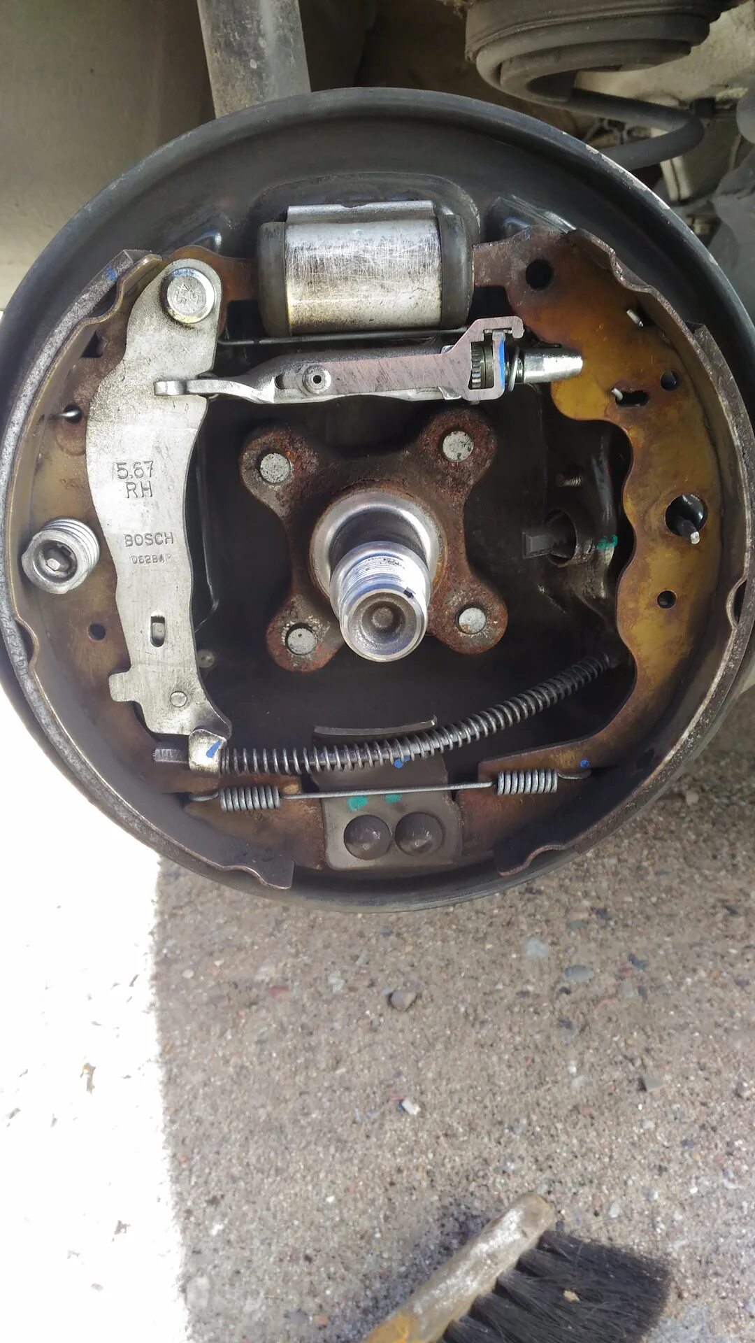 Задние барабаны альмера g15. Nissan almera g15 задний барабан. задние колодки ниссан альмера классик в10. задний тормоз ниссан альмера классик в10. задние тормоза almera g15.