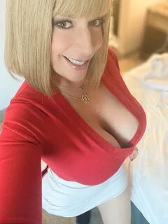 Sara Jay Official (@SaraJayXXX) on Twitter photo 2022-10-27 17:14:23 Change...