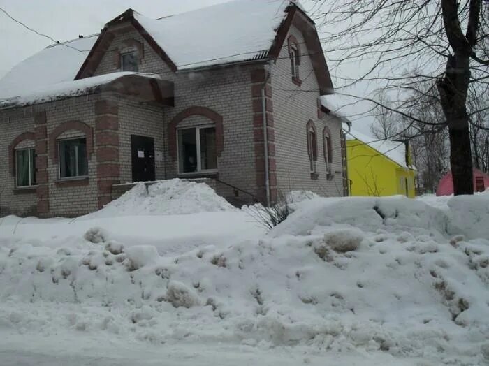 Погода в волоте новгородской области на 10. Посёлок Волот Новгородской области. Станция Волот Новгородская область. Библиотека.поселок.Волот.