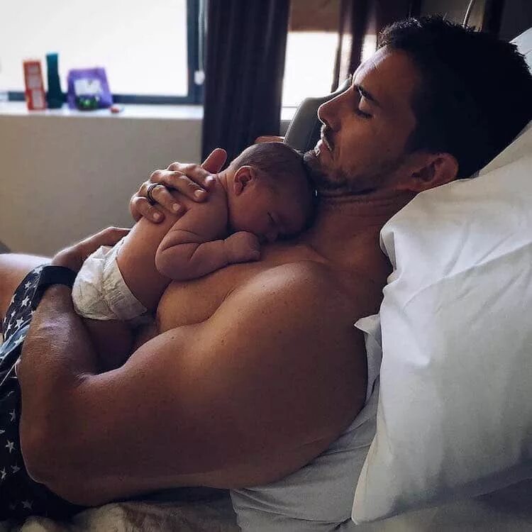 мужик с ребенком