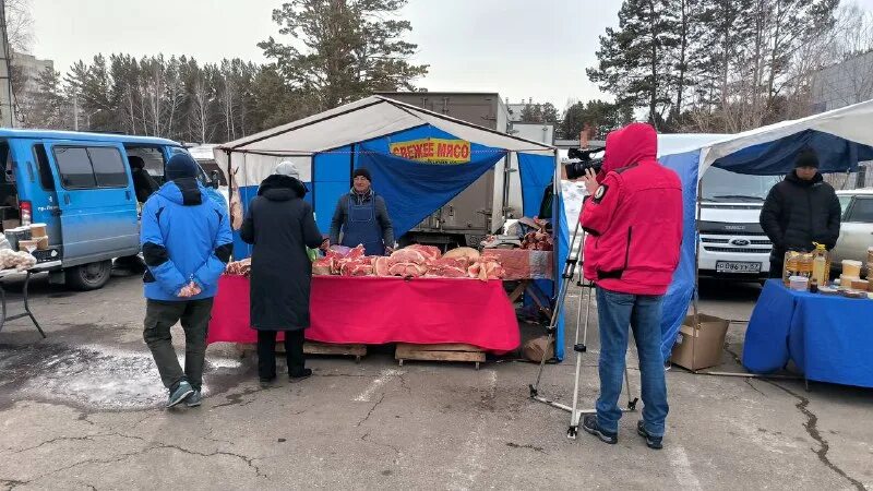 Нн сейчас. Нн сейчас. Александро-невский собор нижний новгород ночью. Стрелка нижний новгород 2023. Започаинье нижний новгород фото.