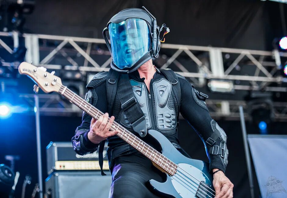 Starset point of no return. Starset. starset рок-группа. starset 2025. старсет группа солист.