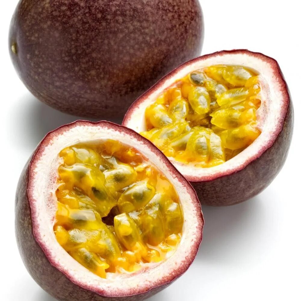 Passion fruit это. Маракуйя пассифлора фрукт. Маракуйя гранадилла. Маракуйя Пэшн Фрут. Маракуйя оранжевая.