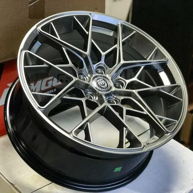 Диски hre ff10. Hre ff10 5 112 r18. Hre ff10 r17 5 100. Диски hre ff10 r18 5x114,3. Hre ff10 r18