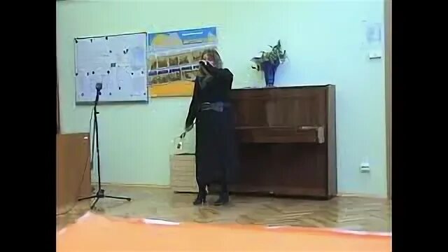 Песня чилита поет