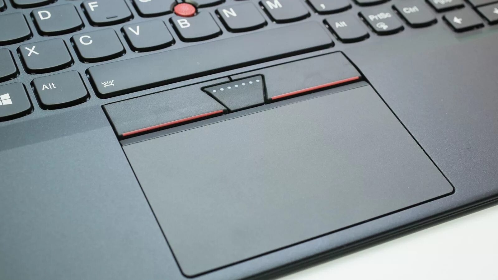 Панель ноутбука леново. T480s Touchpad. Тачпад ноутбука Lenovo. Ноутбук леново трекпад. Lenovo Yoga Touchpad.