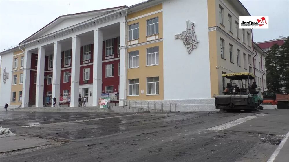 Цкид восход димитровград. Дк восход димитровград. димитровград нкц восход. димитровград дворец культуры.