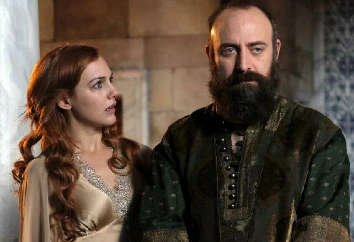 Великолепныйвек хюрем и сулейман. Хюррем говорит сулейман. Хюррем и сулейман. Сулейман великолепный и хюррем. Хальвет сулеймана и хюррем.