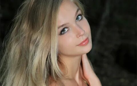 Mini yubkalar va ayollar jinsiy aloqa