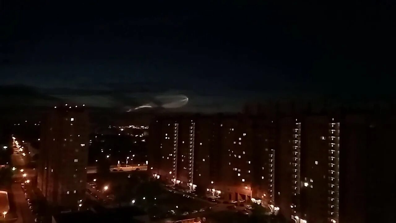 Точка город долгопрудный. Нло в долгопрудном. долгопрудный ночью. ночь город долгопрудный. долгопрудный фото ночью.