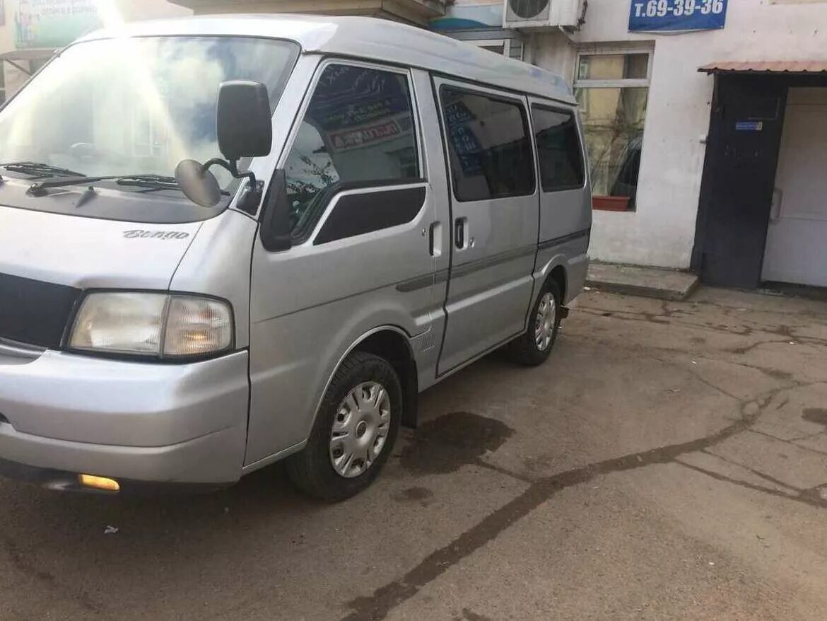 Mazda Bongo 2000. Mazda Bongo 1.8 at, 2002. Ghbdjkl Мазда Бонго 2000. Мазда Бонго 2000г.