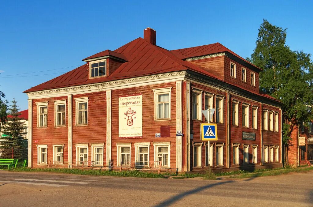 гостиный двор каргополь. дом купцов архангельской области. торговые ряды каргополь. дом творчества каргополь. дом творчества каргополь.