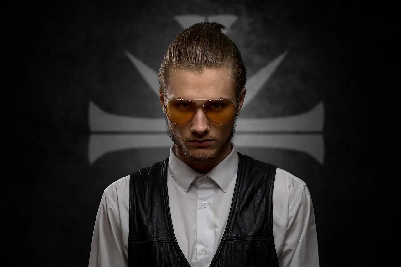 Иосиф сида. Иосиф сид. иосиф сид косплей. иосиф сид far cry 5. мэттью макконахи иосиф сид.