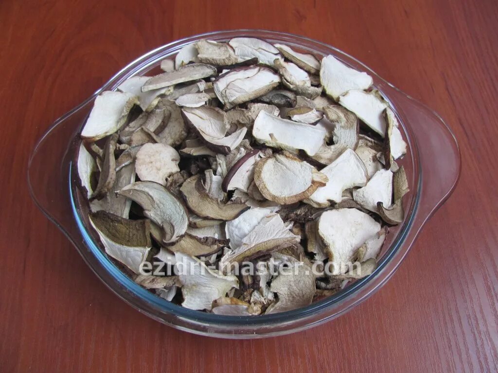 суши белый гриб. сушка грибов в духовке. суши белый гриб. грибы сушатся. суши белый гриб.